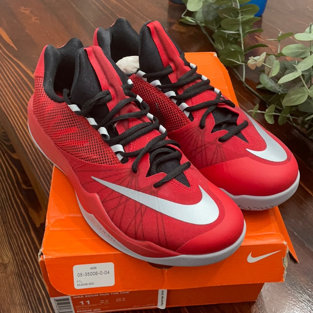 Nike Zoom Shoes NEW